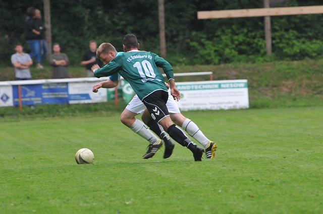 下课86天,滕哈赫将复出,执教多特!取代36岁菜.