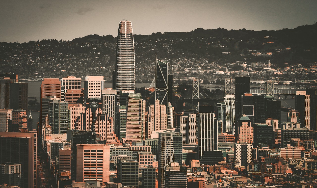 Shams:雷迪克在洛杉矶租下的房子在山火中被烧,家人已撤离.